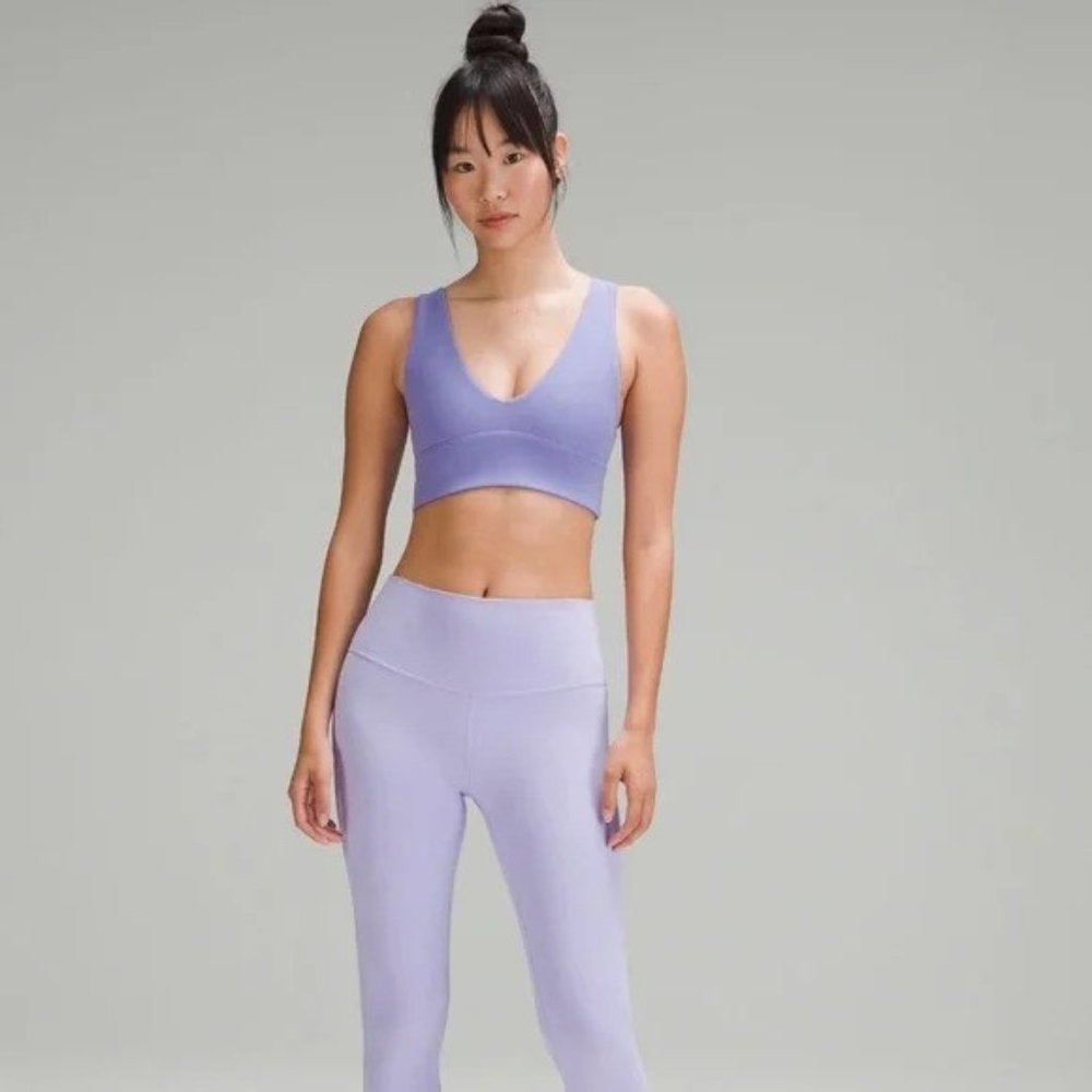 NWT lululemon Align™ V-Neck Bra *Light Support, A/B Cup
